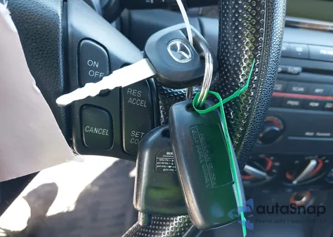 2008 Mazda Mazda3 I z USA, uszkodzony, nr VIN JM1BK32G981799524